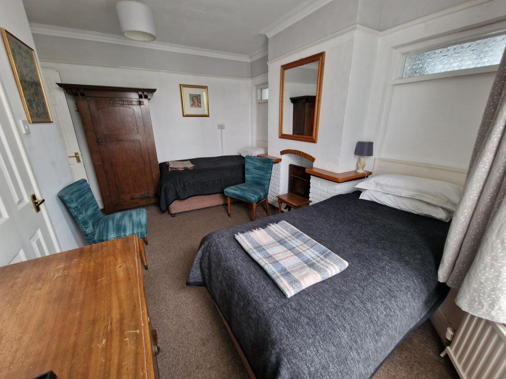 Avon Manor Guest House Lee-on-the-Solent Ngoại thất bức ảnh